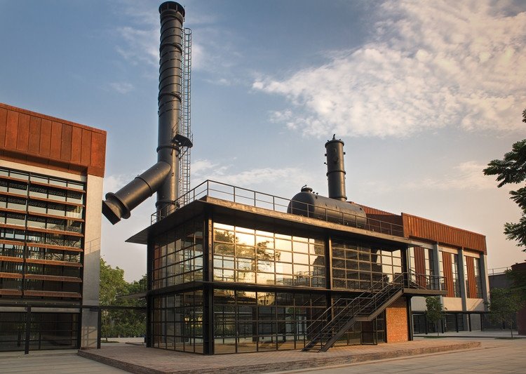 Retaining Heritage Buildings and Adaptive Reuse - BLARROW - Innovating the Digital Future 18_Imagine_Studio_Boiler_Cafe_©_Edmund_Sumner
