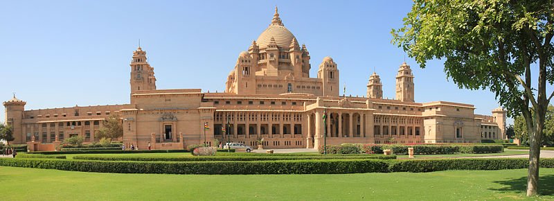 Retaining Heritage Buildings and Adaptive Reuse - BLARROW - Innovating the Digital Future 800px-Umaid_Bhawan_Palace