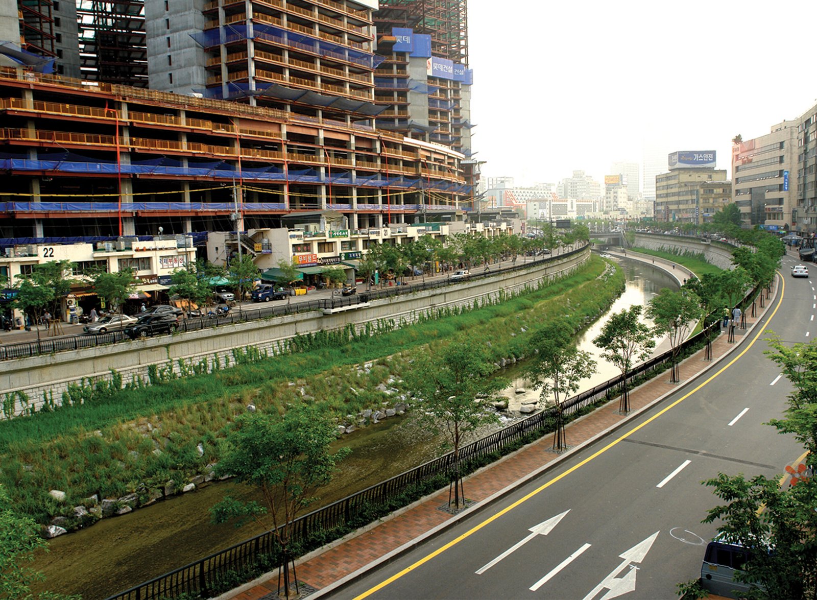 Revisiting Cheonggyecheon Stream, Korea