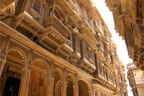 The relevance of Traditional Architecture - BLARROW - Innovating the Digital Future patwon-ki-haveli-tour-service-500x500