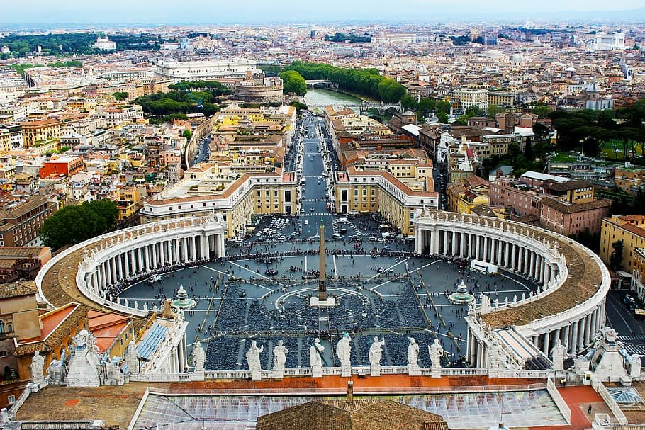 10.6 St. Peters Square Vatican City