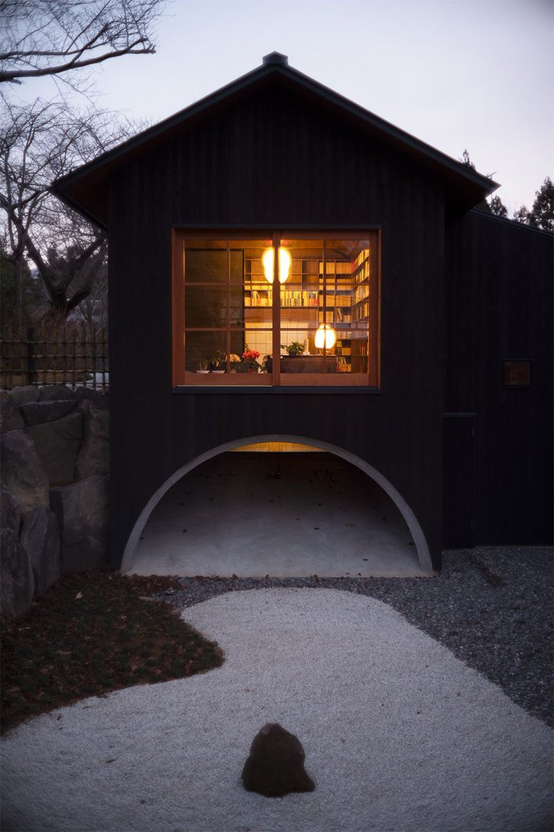 Library of Priests in Japan designed by Hiroki Motu