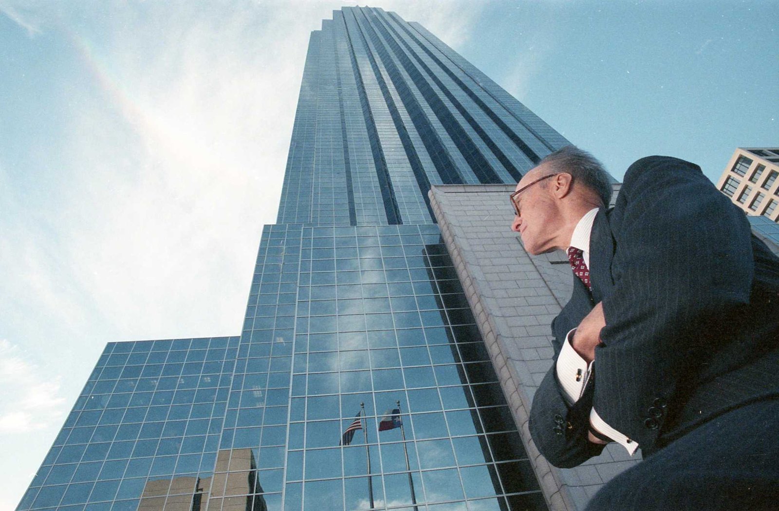 Spotlight: Gerald D. Hines, an Architect's 'dream' Developer dies at 95 - BLARROW - Innovating the Digital Future rawImage 2