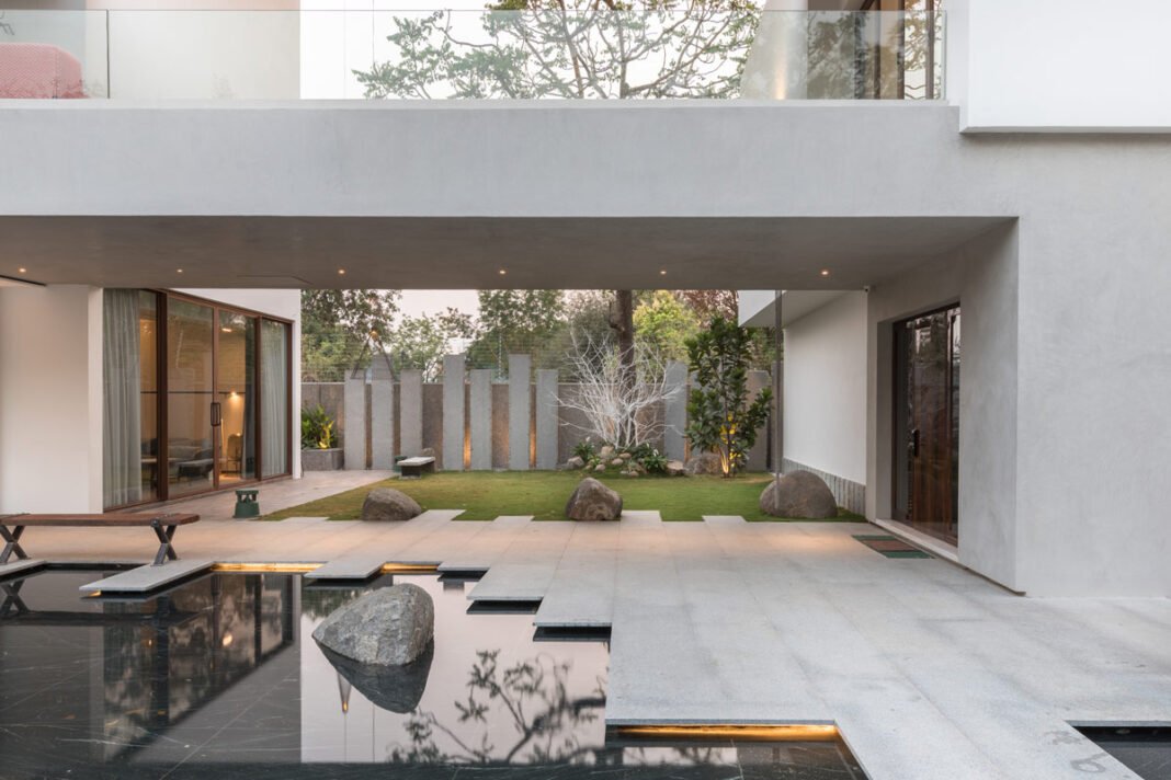 Courtyards In Modern Architecture | BlARROW