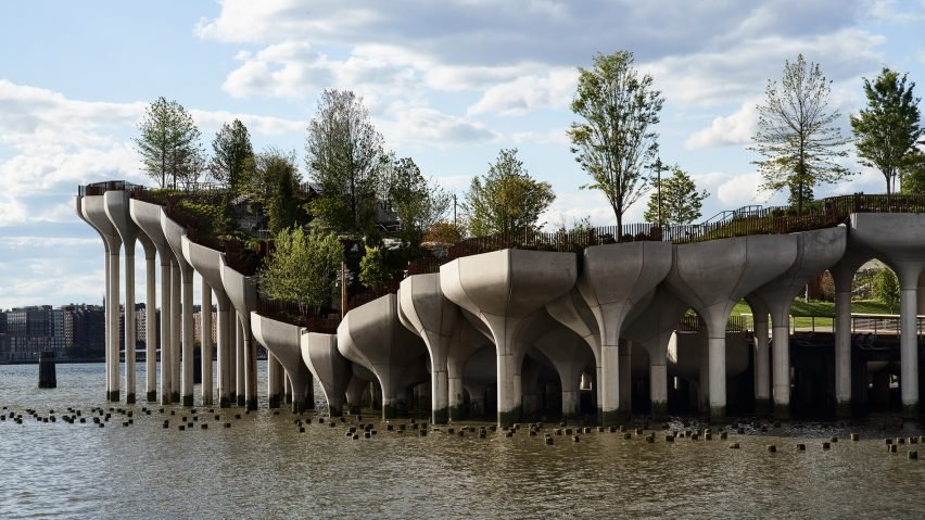 The Newest Addition to the Hudson River Edge by Thomas Heatherwick:  A Park That Floats on Water!